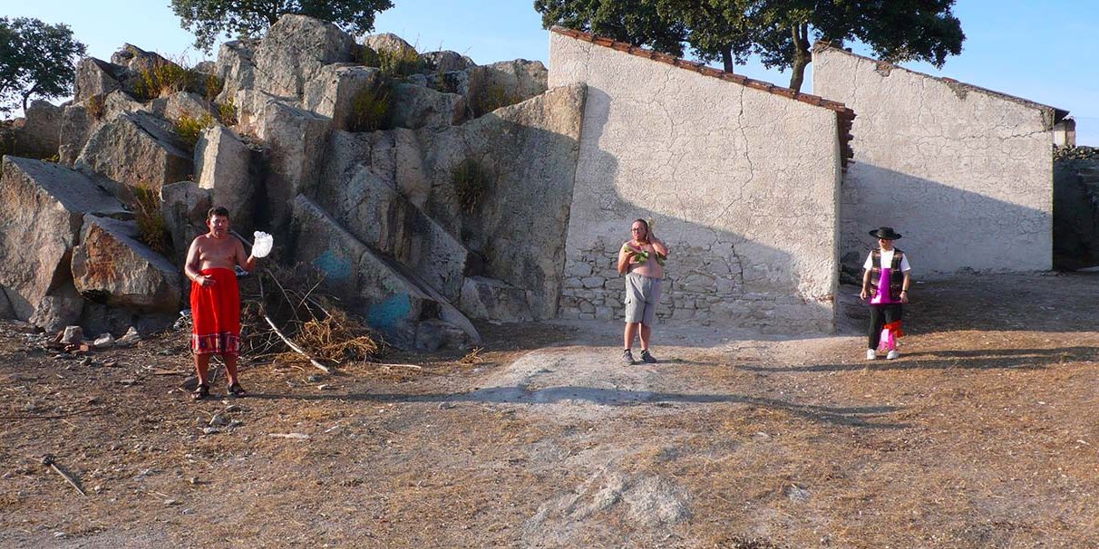 Couverture du film A Small Town In Spain Triptych