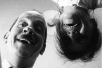 Couverture du film E pericoloso sporgersi