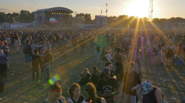 Couverture du film From Toilets To Stages
