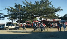 Couverture du film Moramanga Tout ce qui est beau n'est pas cher