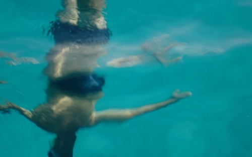 Couverture du film No Man is an Island