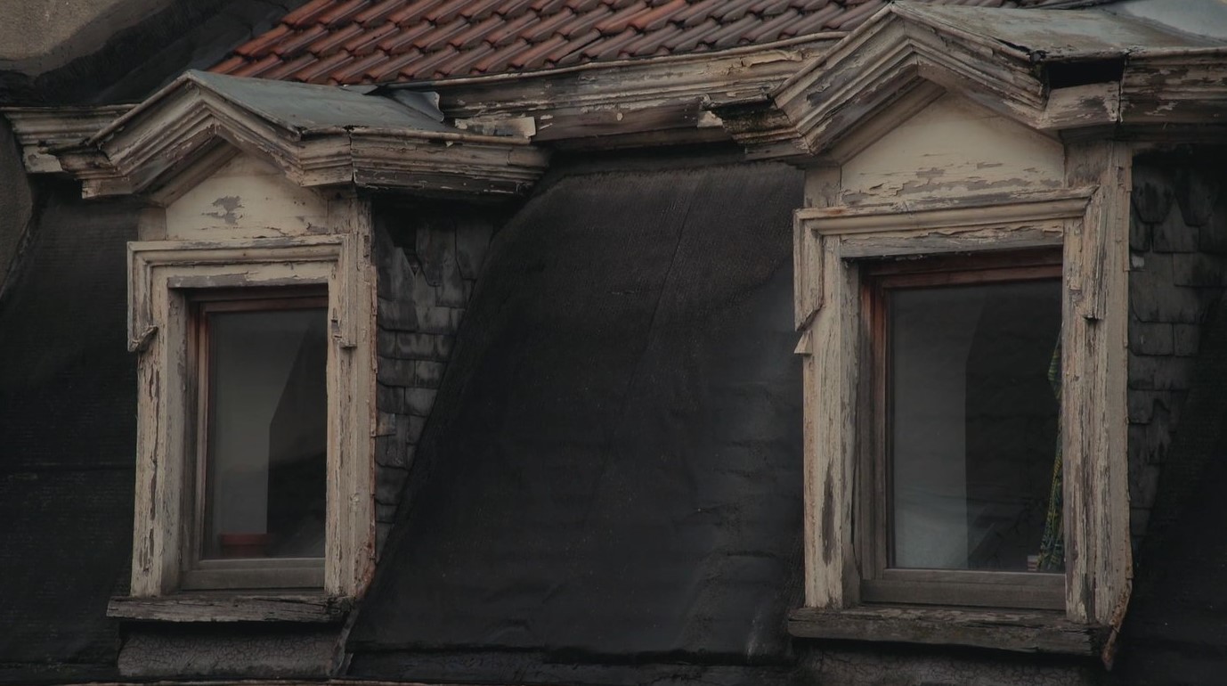 Couverture du film Les Villes succombent aussi